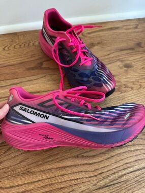 Salomon Women's Aero Volt 2 - W9.5